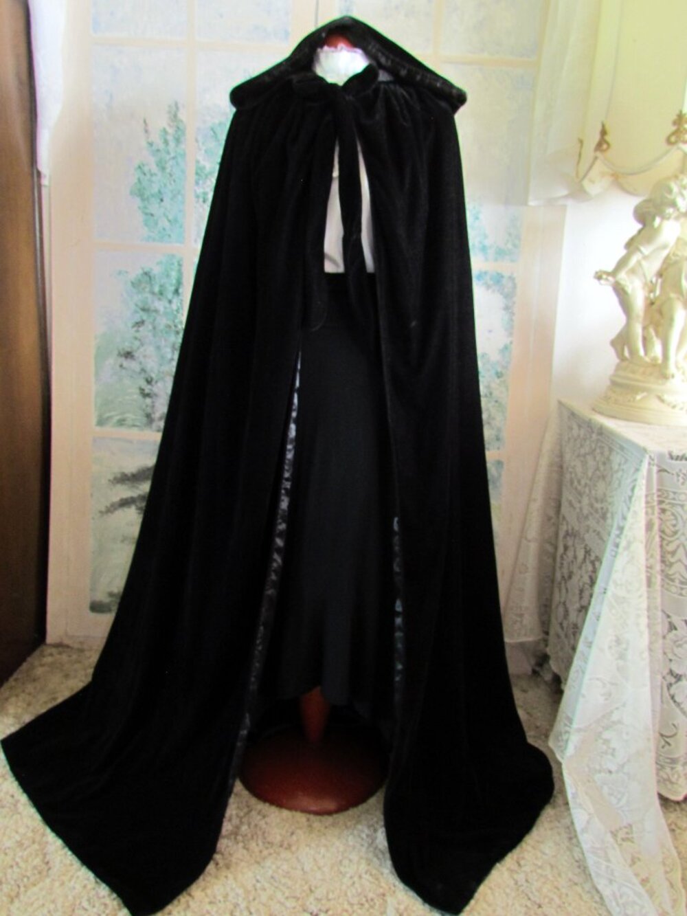 CAPE, BLACK VELVET OPERA CLOAK w HOOD, UNISEX THEATER HALLOWEEN COSTUME + MASK